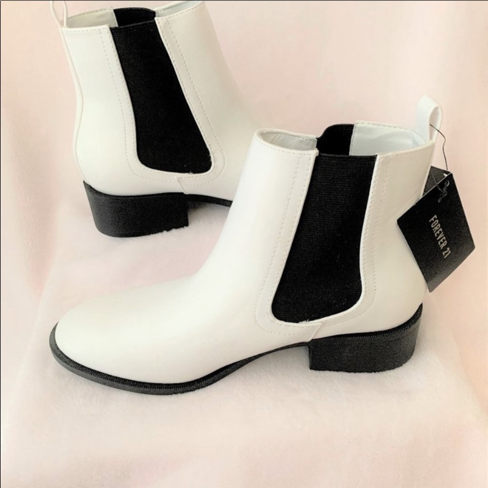 Faux Leather Chunky White Chelsea Boots